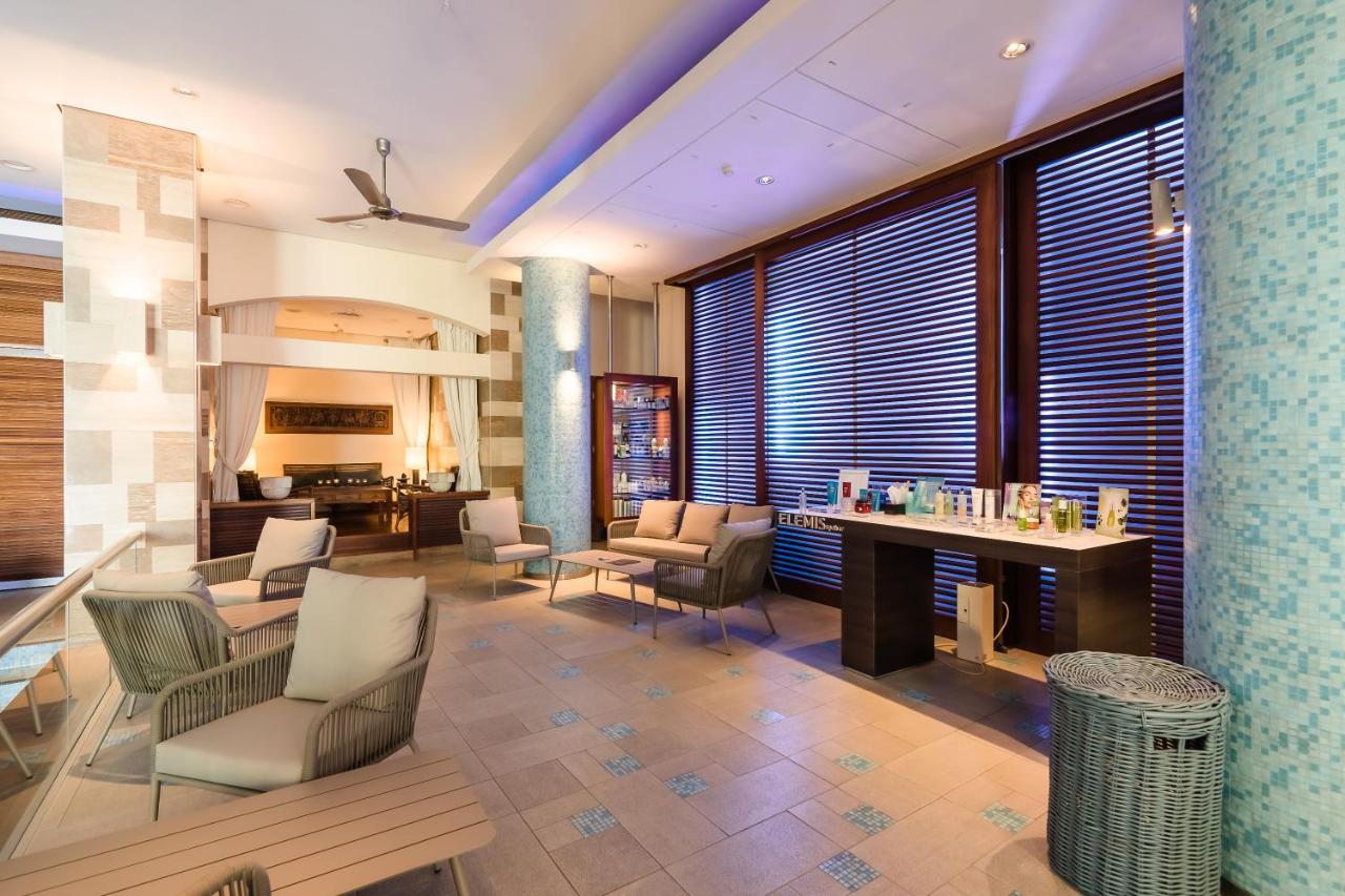 Columbia Beach Resort Pissouri Luaran gambar The lobby of the hotel