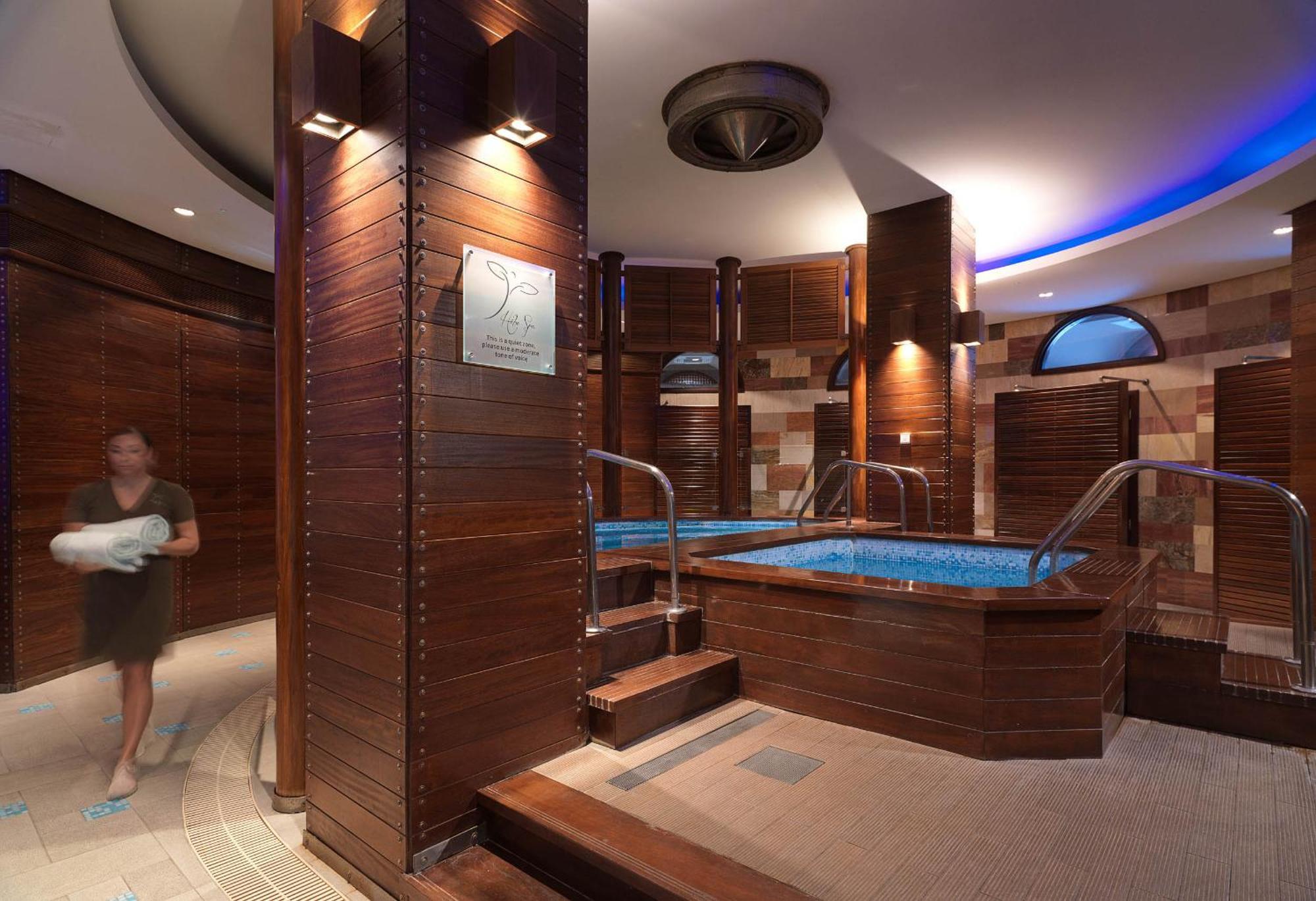 Columbia Beach Resort Pissouri Luaran gambar The spa at the InterContinental