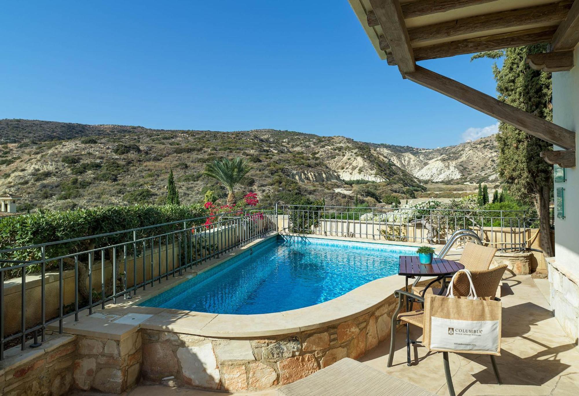 Columbia Beach Resort Pissouri Luaran gambar A swimming pool in Cyprus