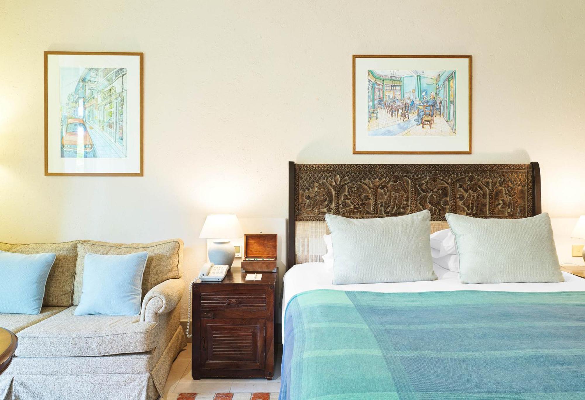 Columbia Beach Resort Pissouri Luaran gambar A bedroom at the Oberoi, Mumbai