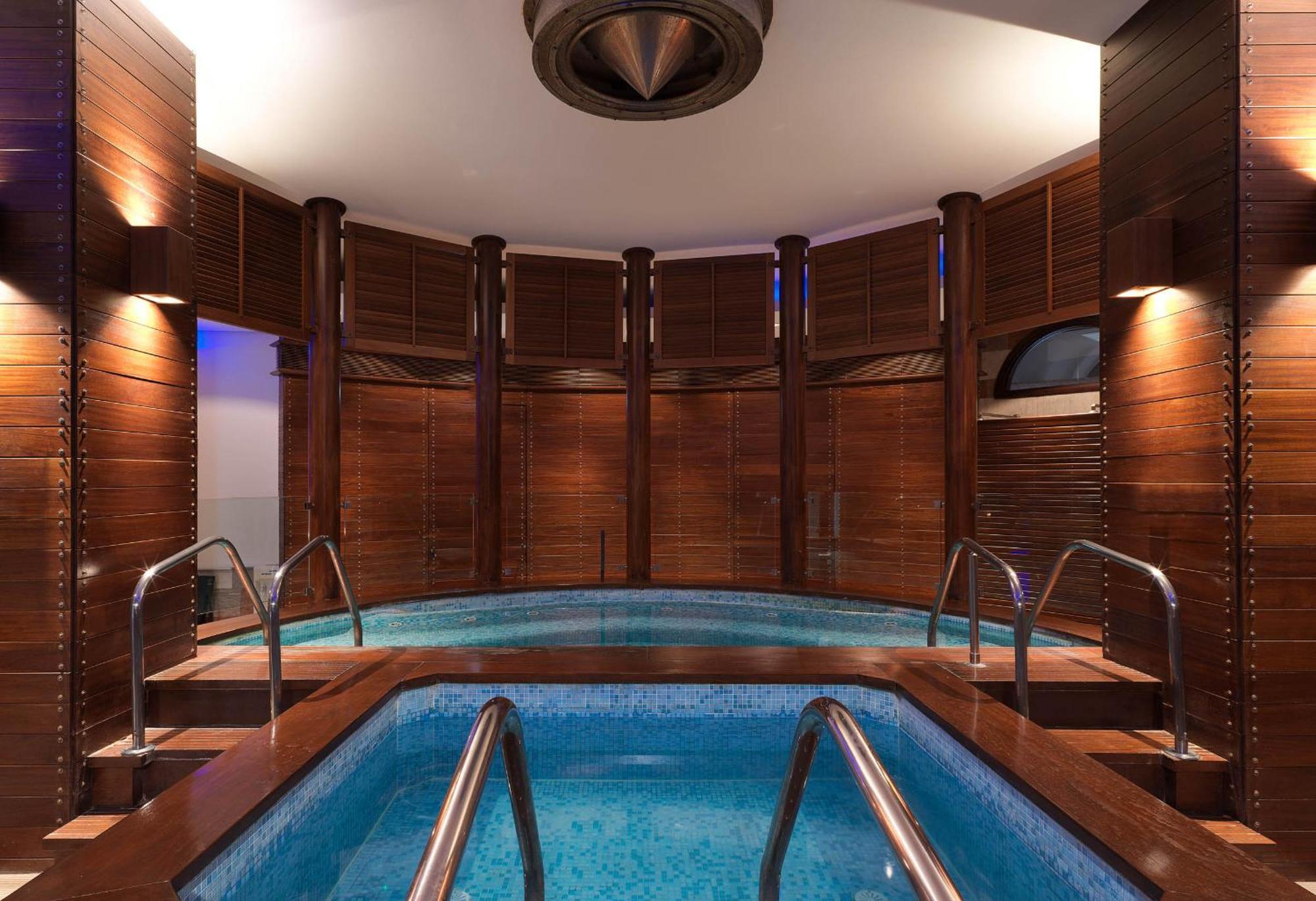 Columbia Beach Resort Pissouri Luaran gambar The spa at the InterContinental