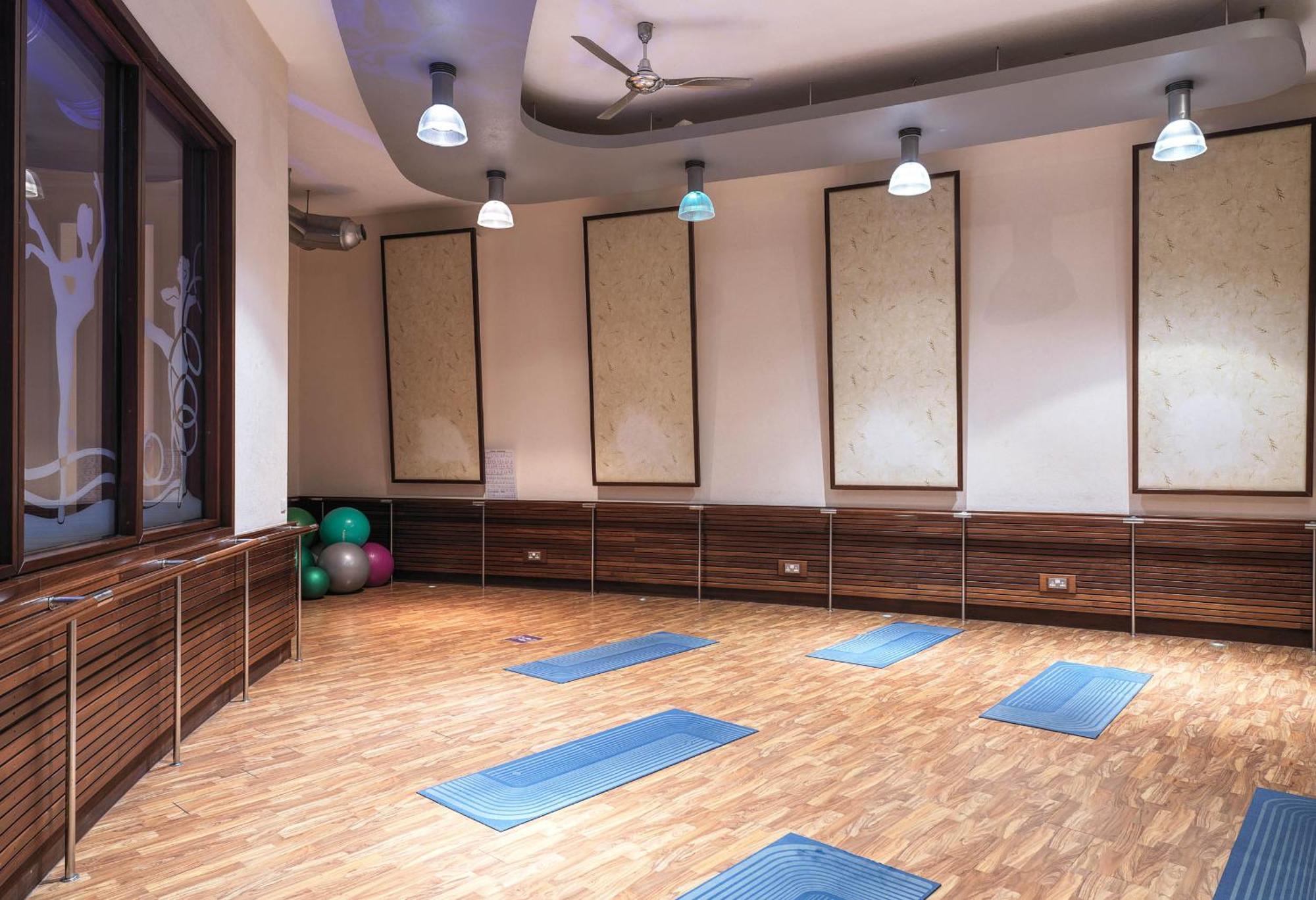 Columbia Beach Resort Pissouri Luaran gambar The Yoga Room